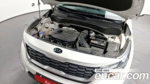 Kia Seltos Бензин 1.6 Turbo 2WD 2022 года из Южной Кореи