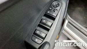 Kia Seltos Бензин 1.6 Turbo 2WD 2022 года из Южной Кореи