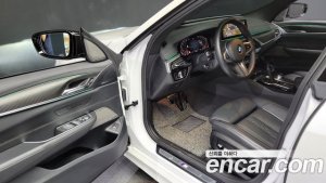 BMW Gran Turismo 640i xDrive M Sport 2020 года из Южной Кореи