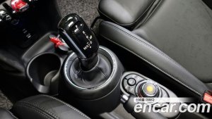 Mini Cooper 5Door HIGH 2021 года из Южной Кореи