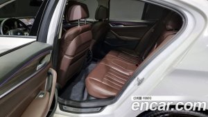 BMW 5-Series 520d xDrive Luxury Plus 2020 года из Южной Кореи