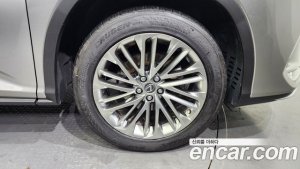 Lexus RX Executive 2020 года из Южной Кореи