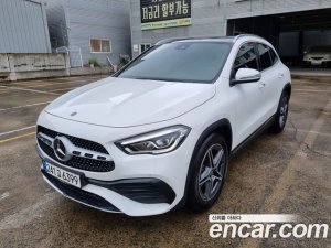 Mercedes-Benz GLA-Class GLA250 4MATIC 2021 года из Южной Кореи
