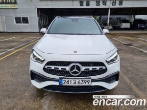 Mercedes-Benz GLA-Class GLA250 4MATIC 2021 года из Южной Кореи