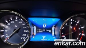 Maserati Quattroporte 3.0 V6 GranLusso 2020 года из Южной Кореи