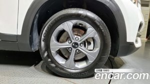 Kia Seltos Бензин 1.6 Turbo 2WD 2022 года из Южной Кореи