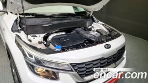Kia Seltos Бензин 1.6 Turbo 2WD 2022 года из Южной Кореи