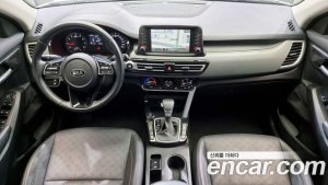 Kia Seltos Бензин 1.6 Turbo 2WD 2022 года из Южной Кореи