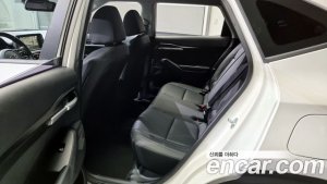 Kia Seltos Бензин 1.6 Turbo 2WD 2022 года из Южной Кореи
