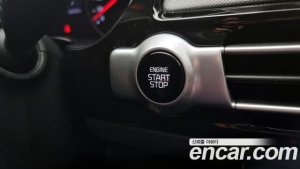 Kia Seltos Бензин 1.6 Turbo 2WD 2022 года из Южной Кореи