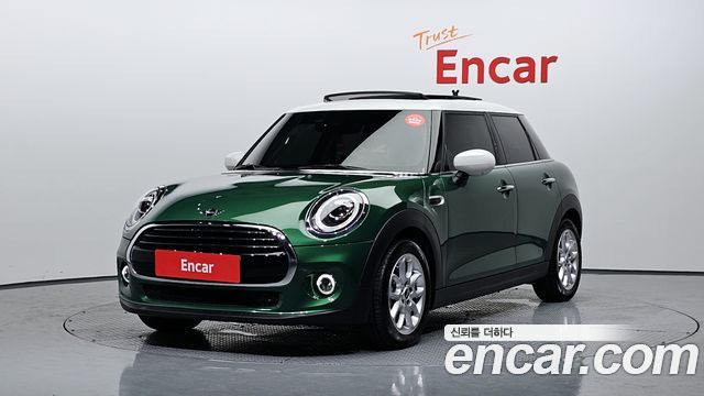 Mini Cooper 5Door HIGH 2020 года из Кореи