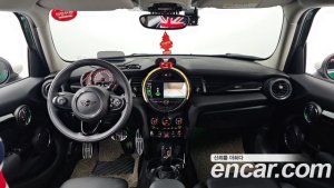 Mini Cooper 5Door HIGH 2020 года из Южной Кореи
