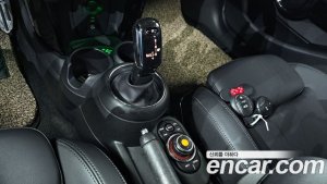 Mini Cooper 5Door HIGH 2020 года из Южной Кореи