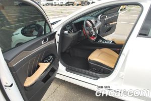 Kia K5 1.6 Turbo 2020 года из Южной Кореи