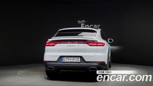 Porsche Cayenne 3.0 E-하이브리드 Coupe 2021 года из Южной Кореи
