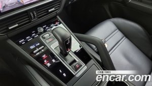 Porsche Cayenne 3.0 E-하이브리드 Coupe 2021 года из Южной Кореи