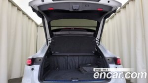 Porsche Cayenne 3.0 E-하이브리드 Coupe 2021 года из Южной Кореи