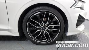 Kia K5 1.6 Turbo 2021 года из Южной Кореи