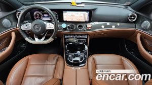 Mercedes-Benz E-Class E350 4MATIC AMG Line 2020 года из Южной Кореи