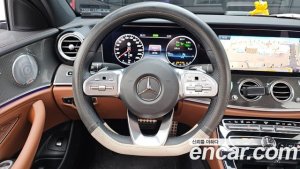 Mercedes-Benz E-Class E350 4MATIC AMG Line 2020 года из Южной Кореи