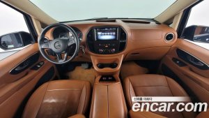 Mercedes-Benz V-Class 2.0 2020 года из Южной Кореи
