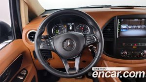 Mercedes-Benz V-Class 2.0 2020 года из Южной Кореи