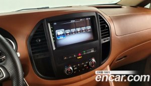 Mercedes-Benz V-Class 2.0 2020 года из Южной Кореи