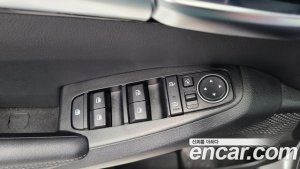 Kia Seltos Бензин 1.6 Turbo 2WD 2020 года из Южной Кореи