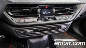 BMW 1-Series 118d Sport 2020 года из Южной Кореи