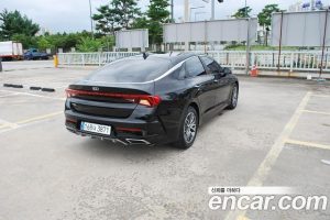 Kia K5 2.0 2020 года из Южной Кореи
