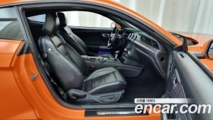 Ford Mustang Coupe 2020 года из Южной Кореи