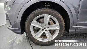 Audi Q8 45 TDI 4WD Premium 2020 года из Южной Кореи