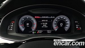 Audi Q8 45 TDI 4WD Premium 2020 года из Южной Кореи