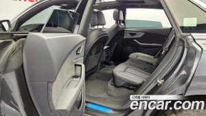 Audi Q8 45 TDI 4WD Premium 2020 года из Южной Кореи