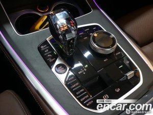 BMW X7 xDrive 40i Design Pure Excellence 7-Seater 2021 года из Южной Кореи