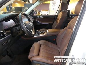BMW X7 xDrive 40i Design Pure Excellence 7-Seater 2021 года из Южной Кореи