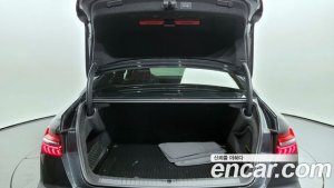 Audi A6 50 TDI 4WD Premium 2021 года из Южной Кореи