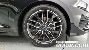 Kia K5 1.6 Turbo 2020 года из Южной Кореи