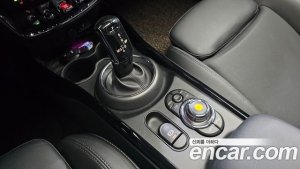 Mini Clubman High 2020 года из Южной Кореи