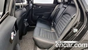 Kia K3 1.6 Turbo GT 5Door 2022 года из Южной Кореи