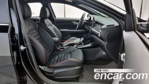 Kia K3 1.6 Turbo GT 5Door 2022 года из Южной Кореи
