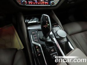 BMW 5-Series 530e Luxury 2021 года из Южной Кореи