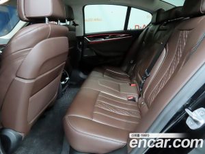 BMW 5-Series 530e Luxury 2021 года из Южной Кореи