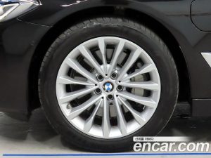 BMW 5-Series 530e Luxury 2021 года из Южной Кореи