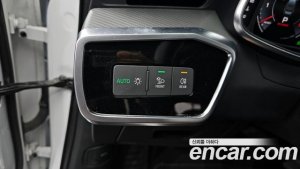 Audi A6 45 TFSI 4WD 2020 года из Южной Кореи