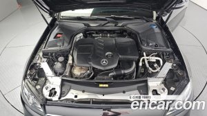 Mercedes-Benz E-Class E220d Coupe 2020 года из Южной Кореи