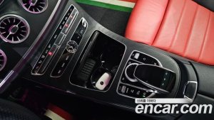 Mercedes-Benz E-Class E220d Coupe 2020 года из Южной Кореи