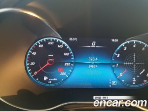 Mercedes-Benz GLC-Class GLC300 4MATIC Premium Coupe 2020 года из Южной Кореи