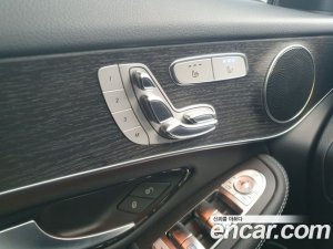 Mercedes-Benz GLC-Class GLC300 4MATIC Premium Coupe 2020 года из Южной Кореи