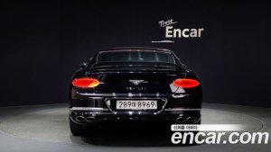 Bentley Continental 4.0 GT 2020 года из Южной Кореи